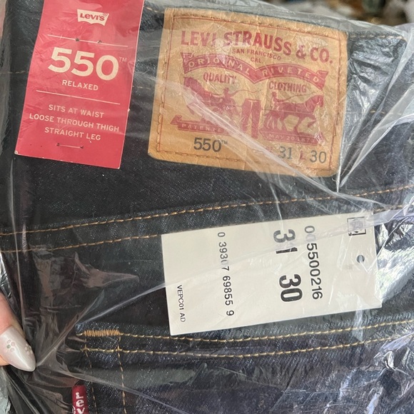 MEN’S LEVI’S 550 RELAXED FIT JEANS - Picture 5 of 5